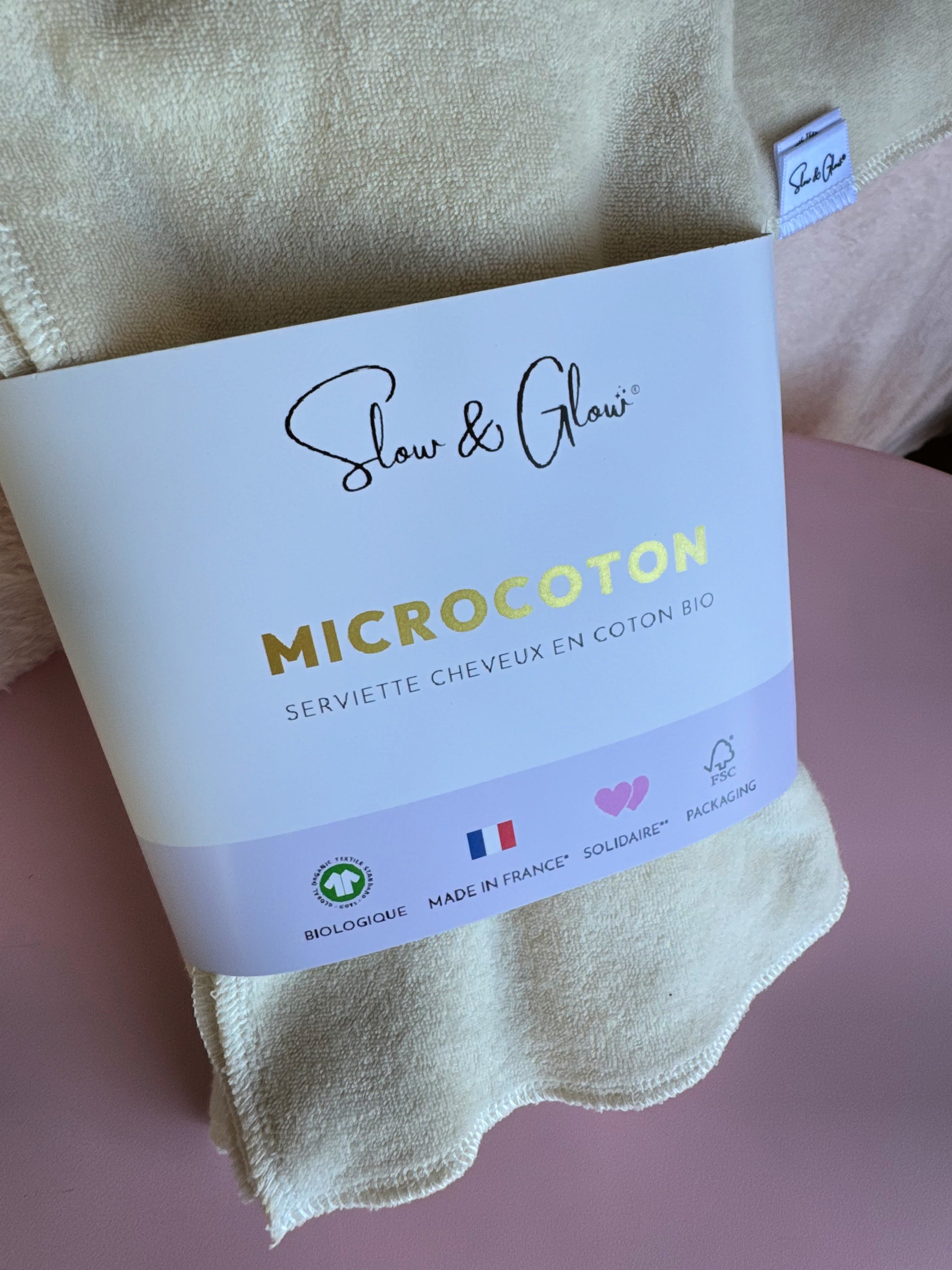 serviette cheveux en microcoton absorbant, coton bio, douce et efficace pour sécher naturellement