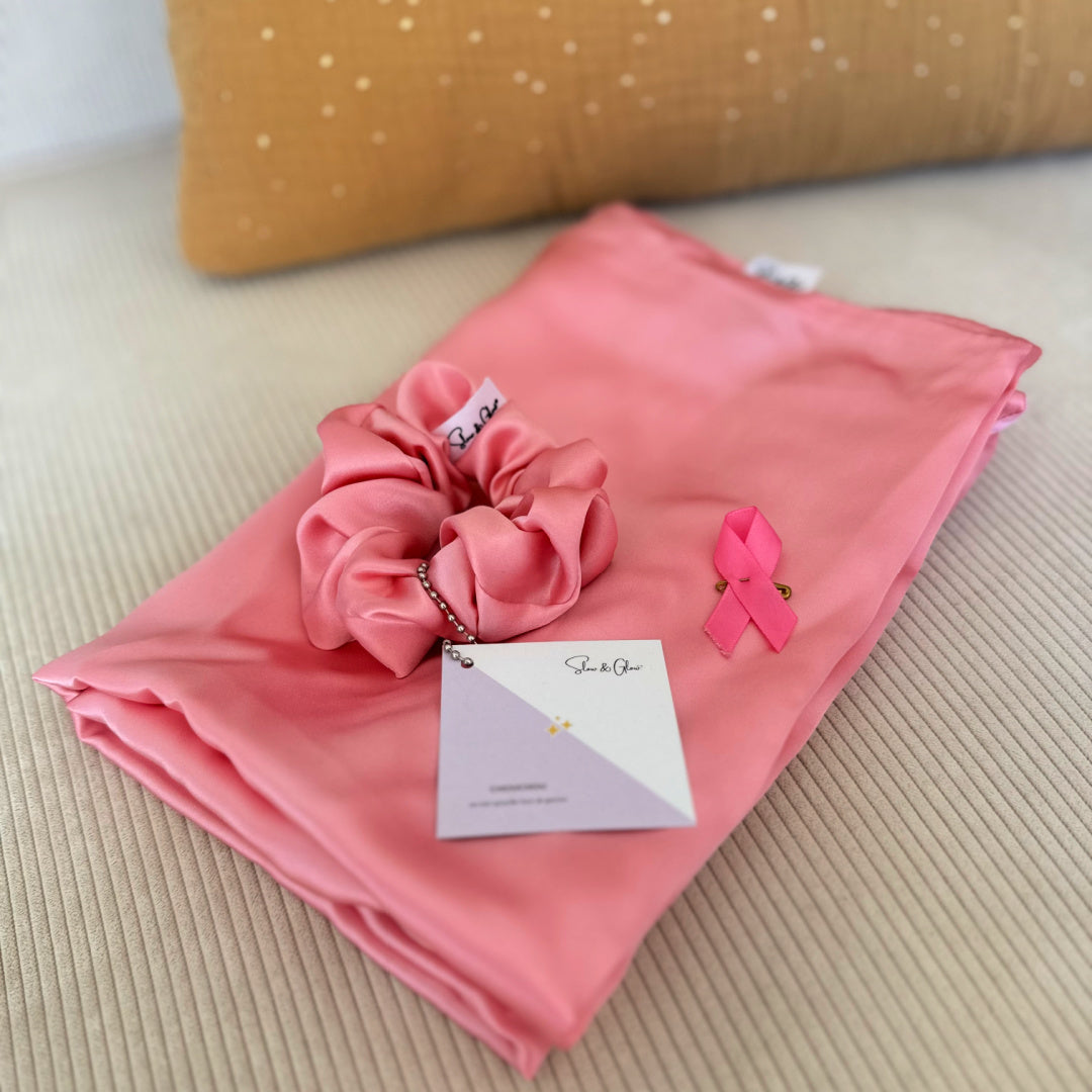 Coffret solidaire Octobre Rose : taie d'oreiller + chouchou en soie upcyclée made in France 🎗️