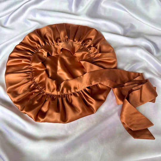 bonnet de nuit en soie upcyclée ajustable fabriqué en France couleur cannelle  