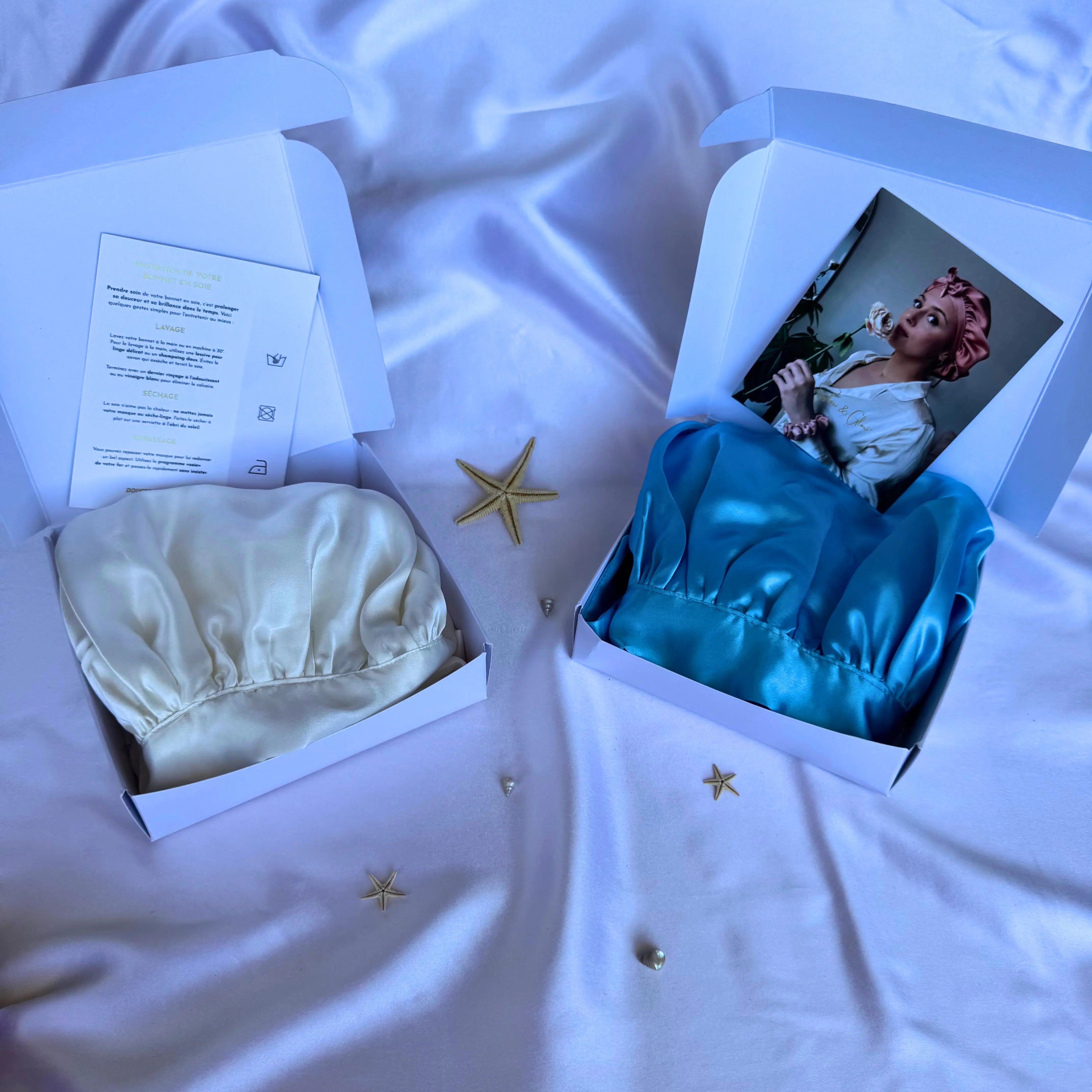 Bonnet en soie upcyclée ajustable, fabriqué en France en atelier d’insertion. Confort, soin du cheveu et éthique réunis.
