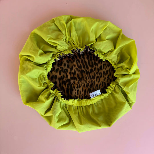 Charlotte de soin capillaire imperméable et upcyclée | Zéro déchet -35% ♻️