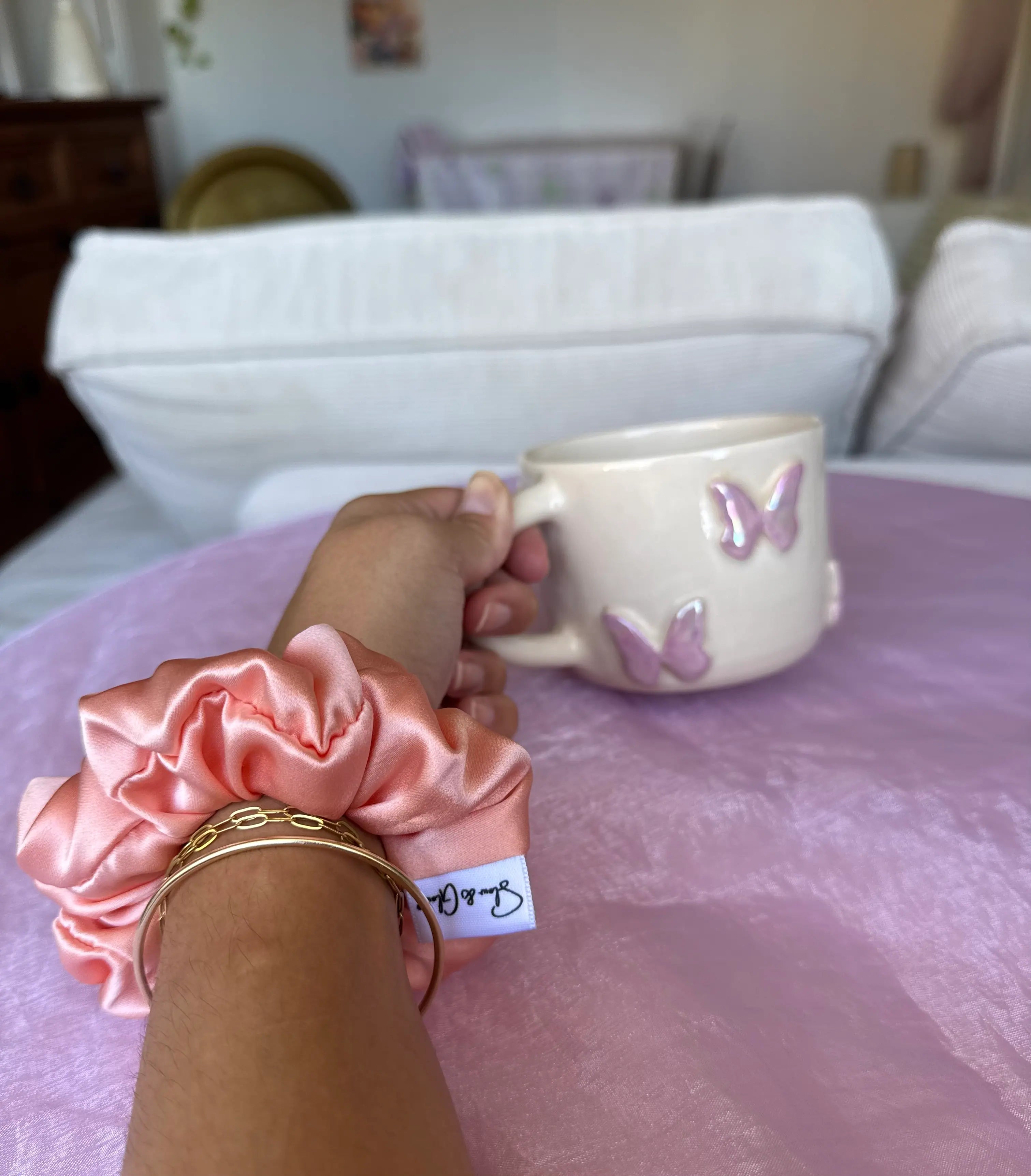 Duo d’accessoires cheveux en soie rose poudré – coffret solidaire pour Octobre Rose