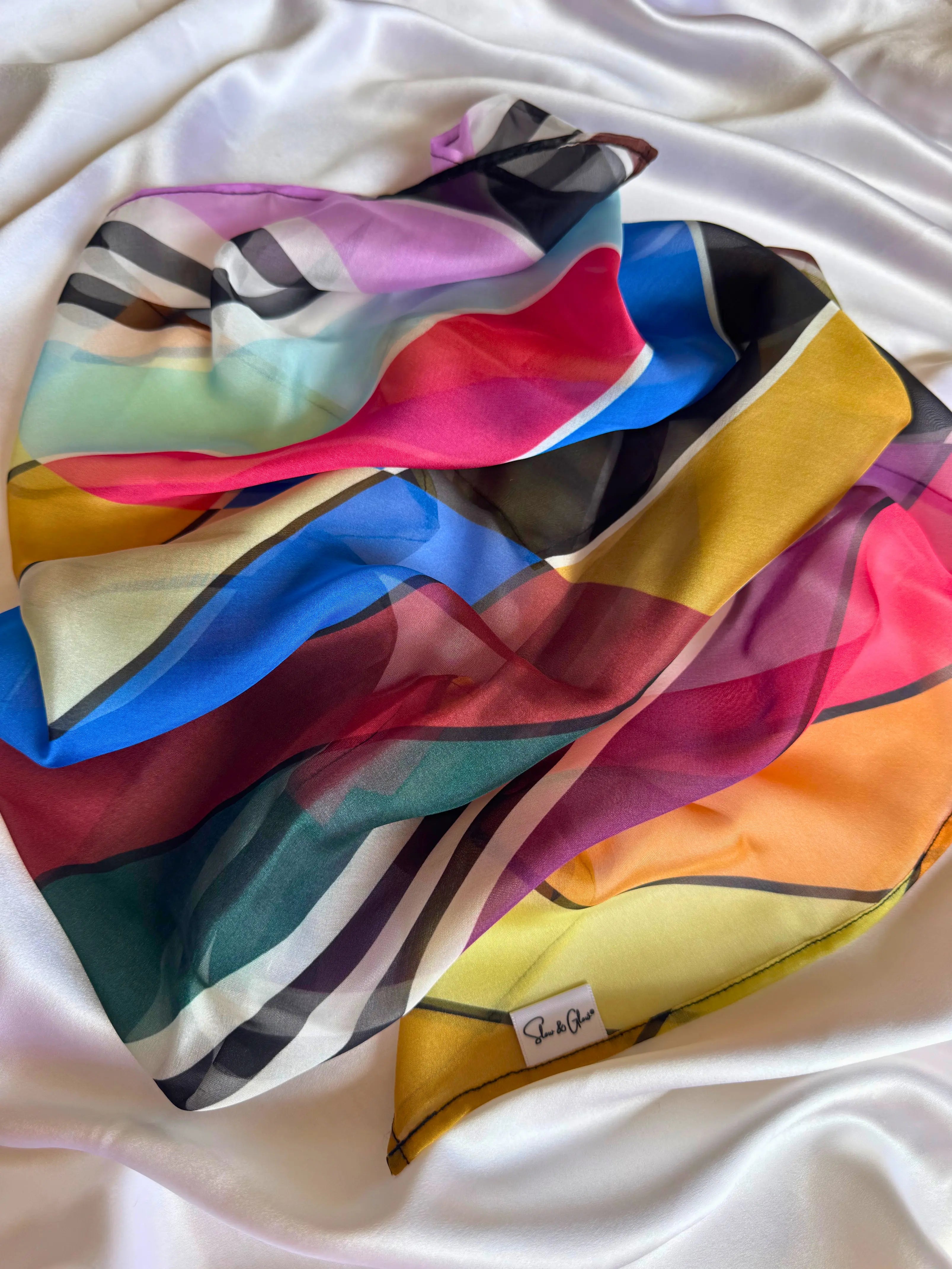 Petit foulard en mousseline de soie upcyclée