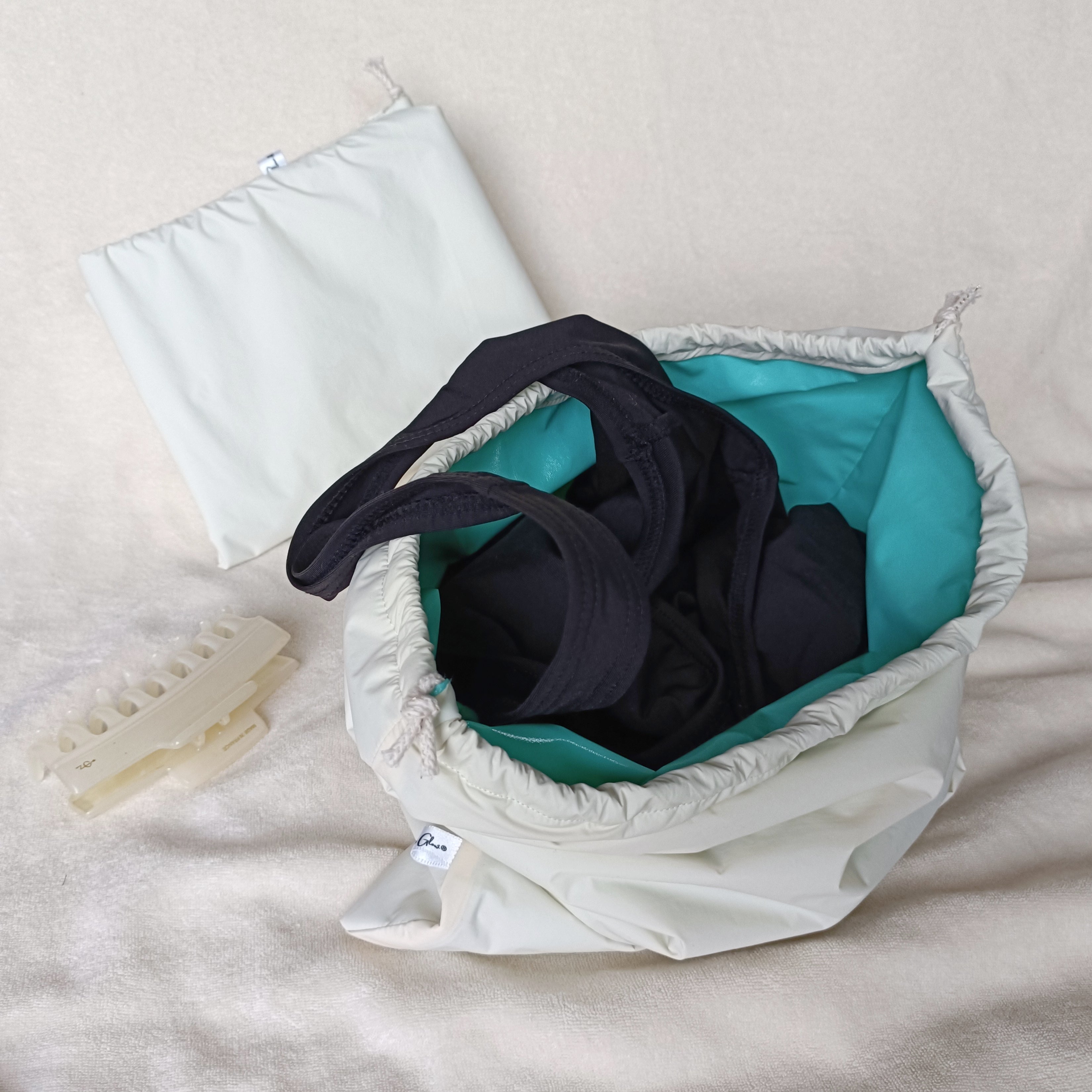 upcyclé pour maillots de bains • Calvin Klein